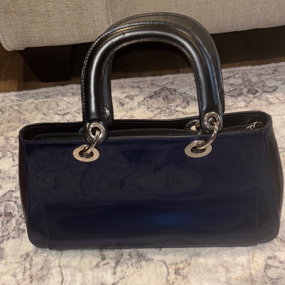 Elegant Black Handbag